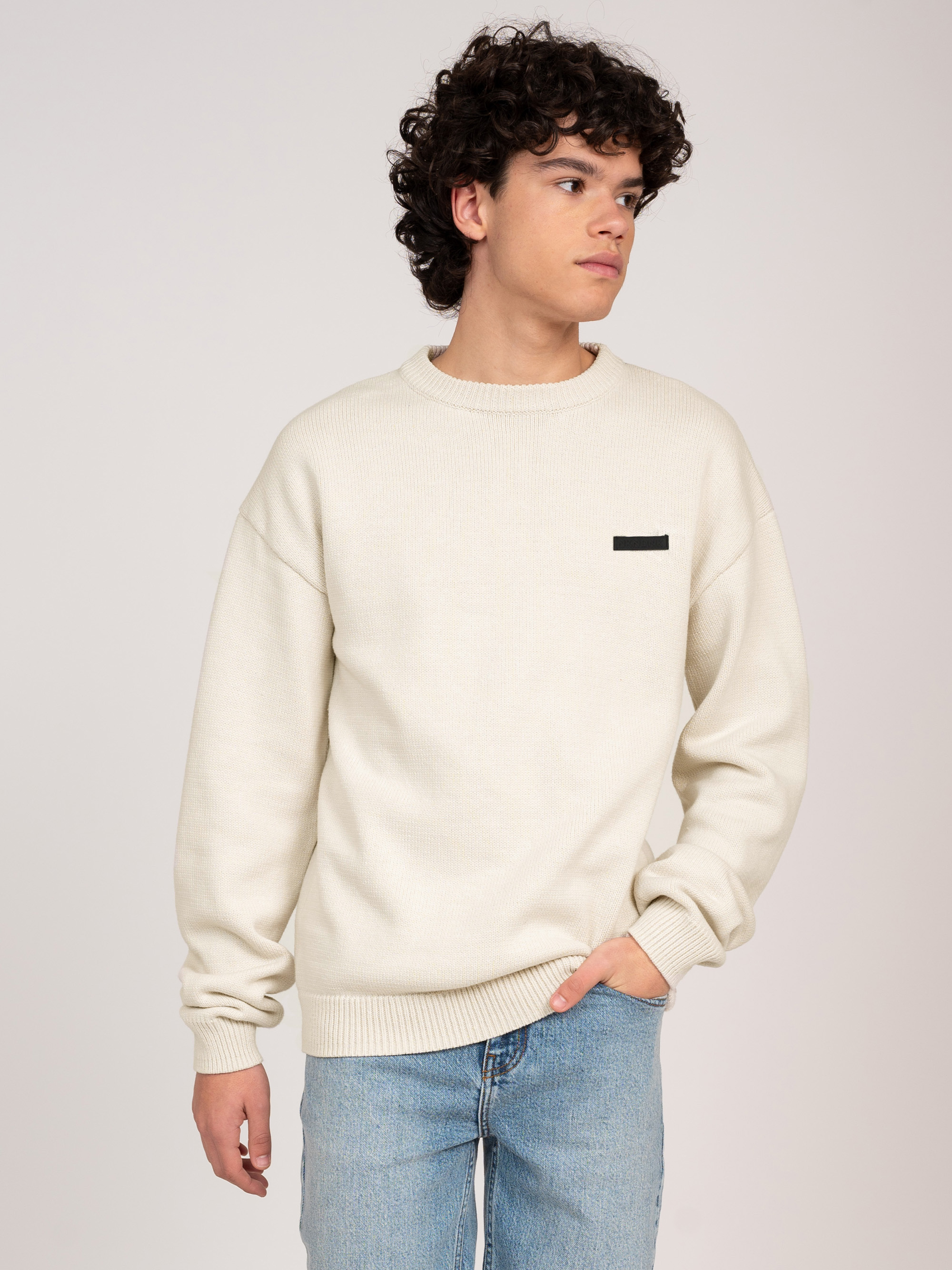 Sweater with logo
