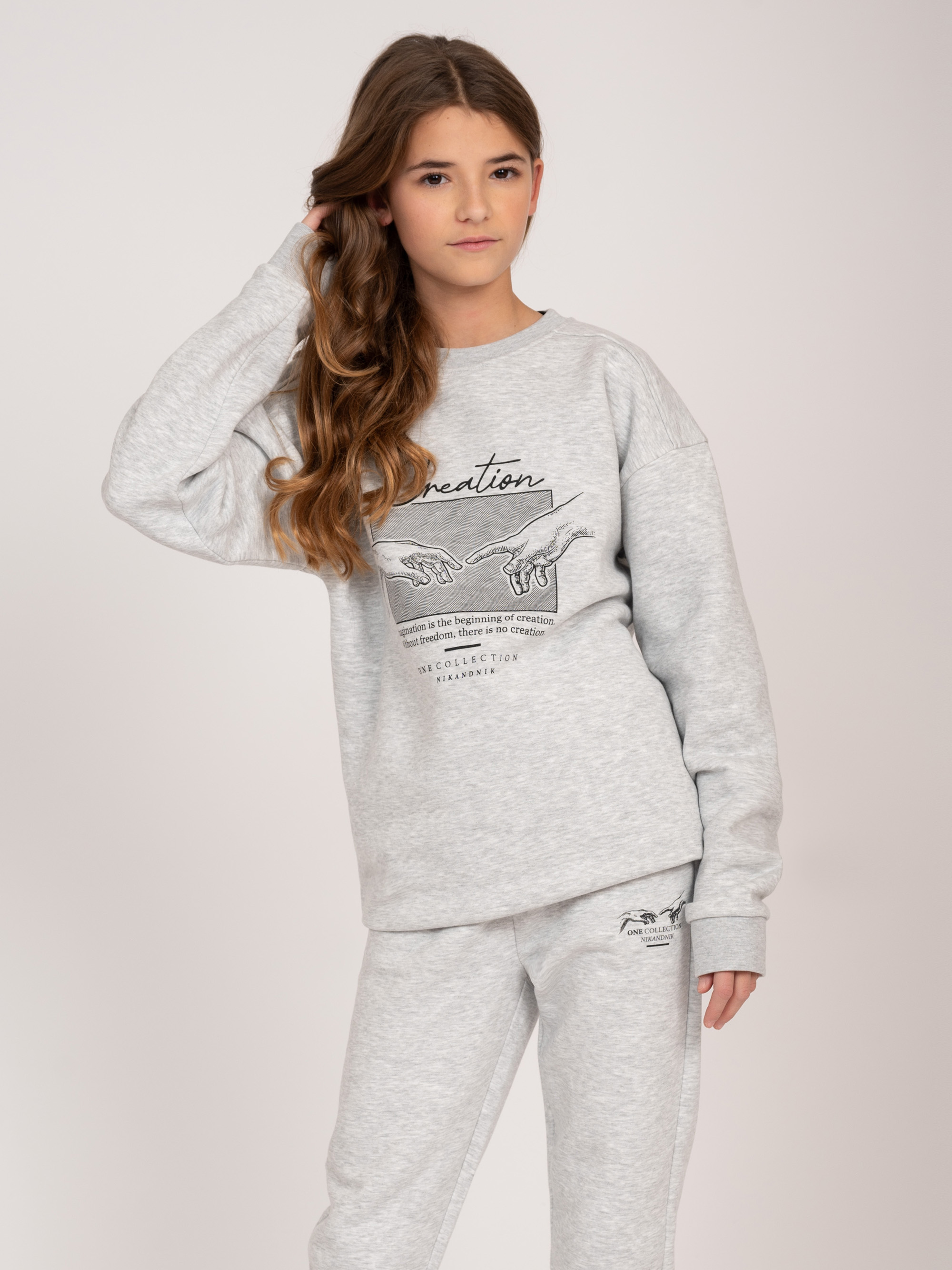Oversized Sweatshirt with graphic print
