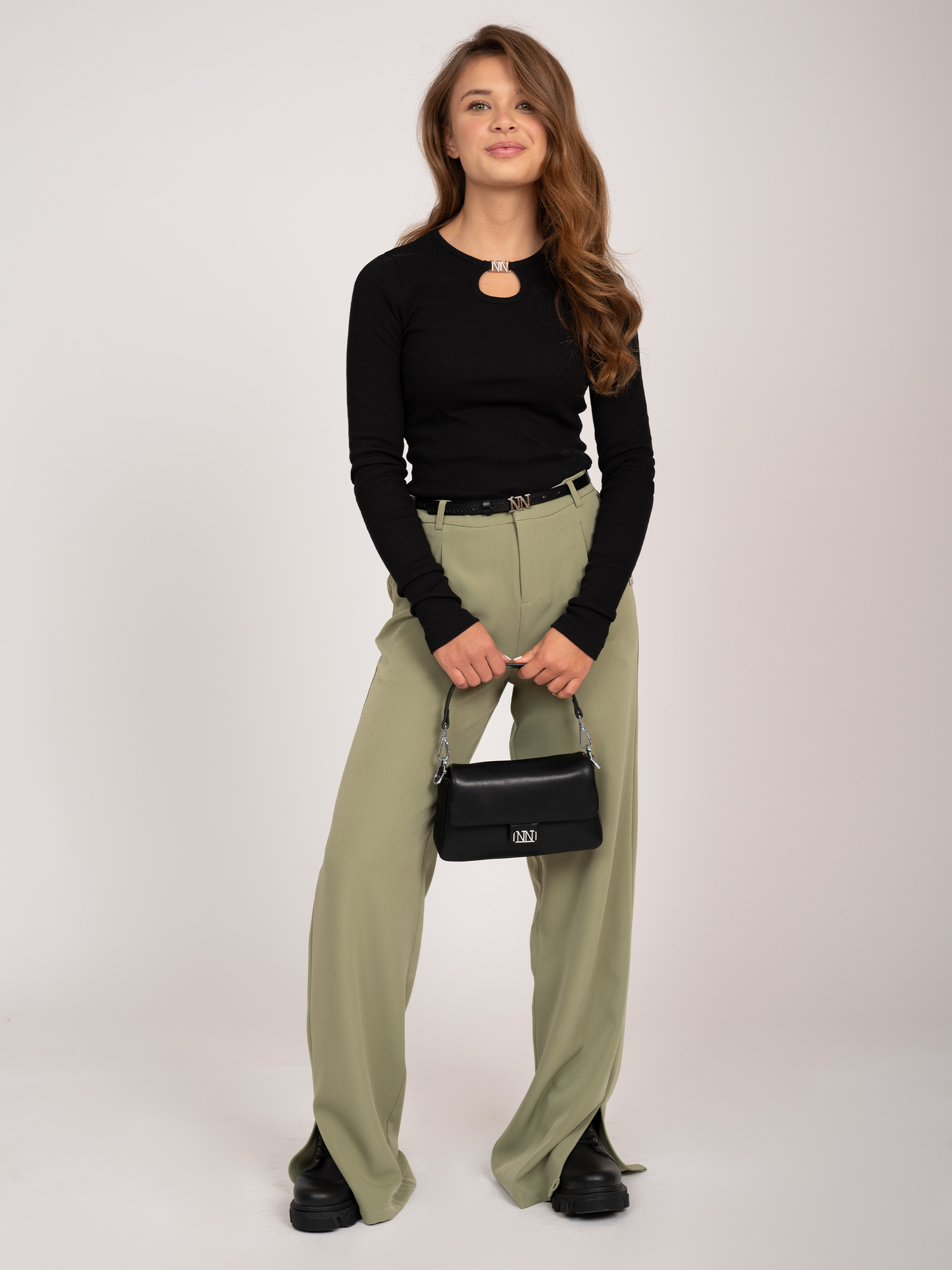 Straight fit pants with split