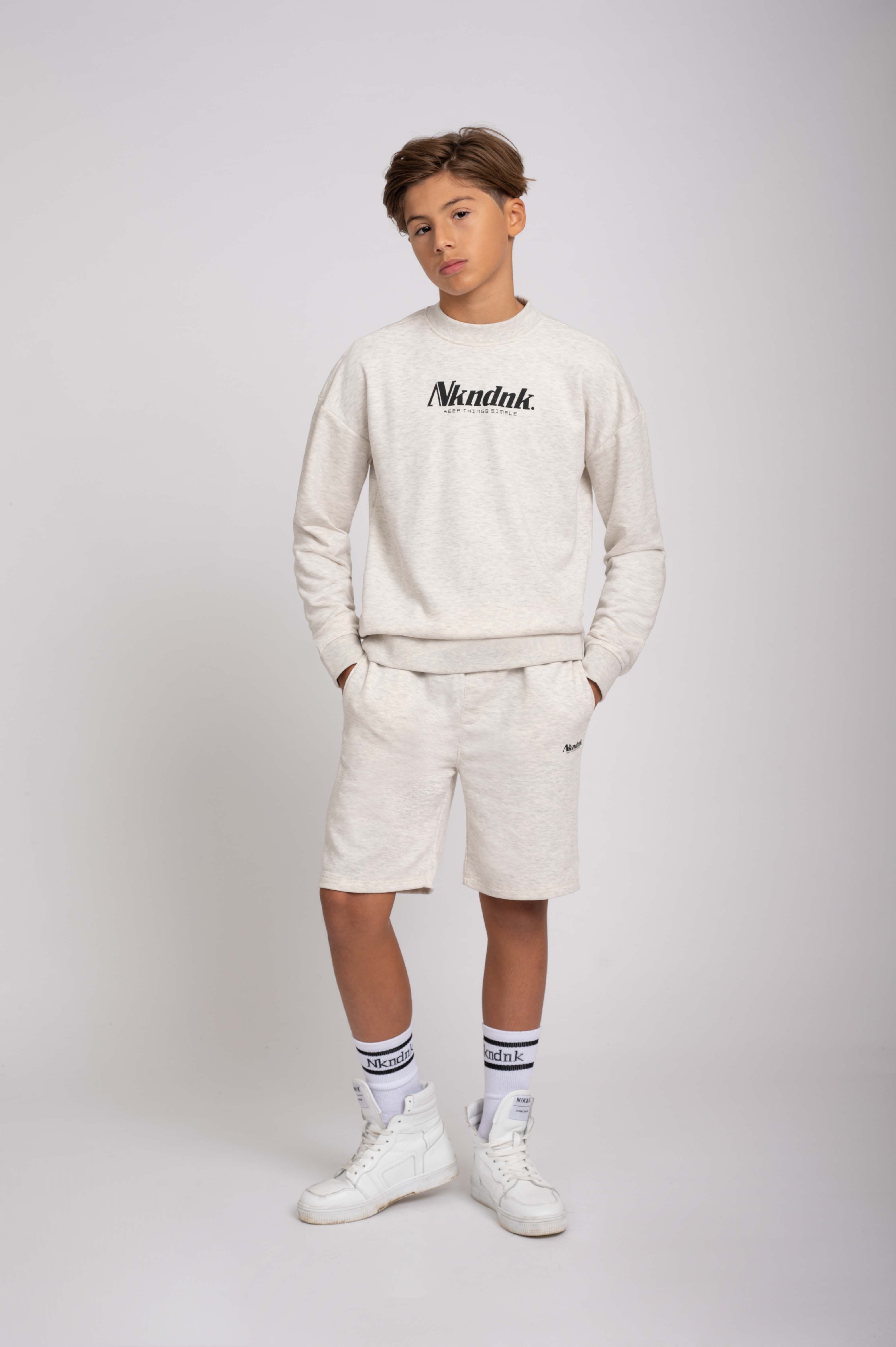 Mid rise short with cord