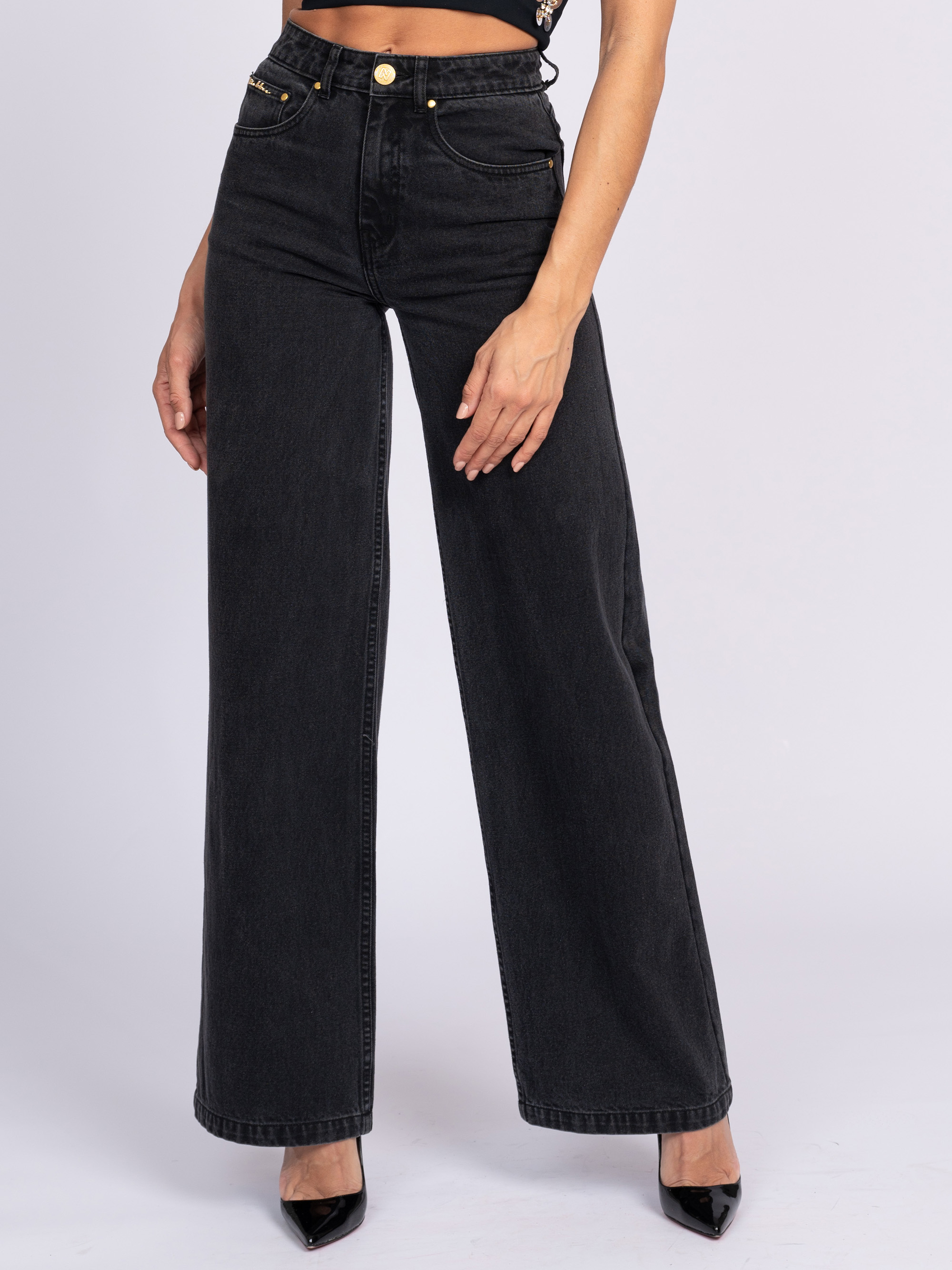 Wide leg jeans