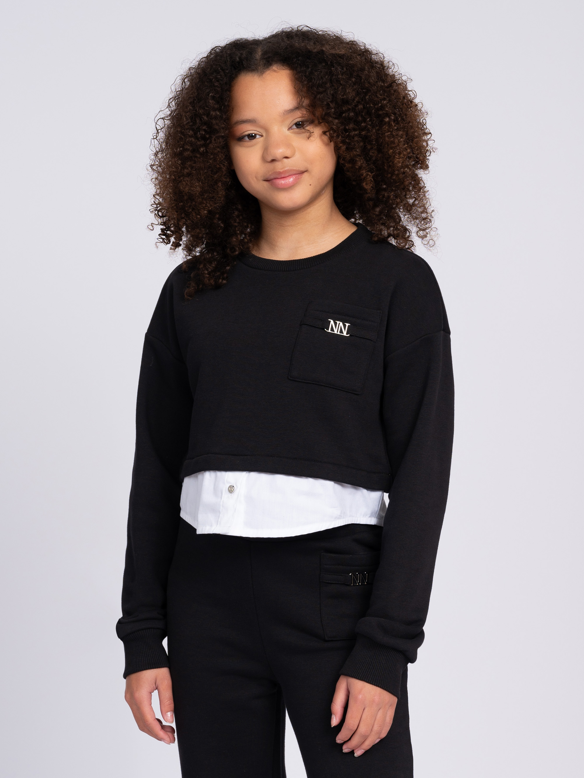Cropped sweater with chest pocket