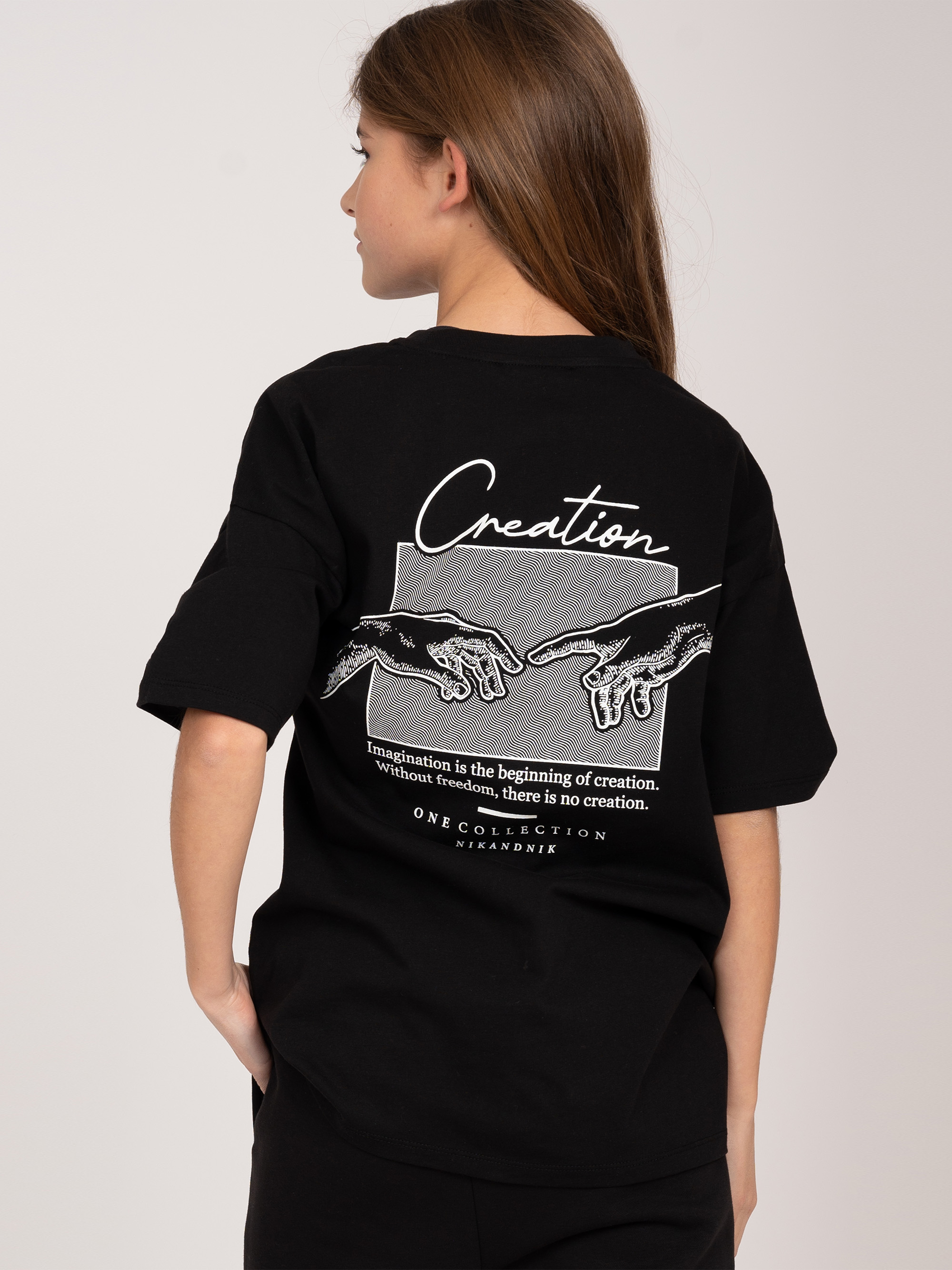 Oversized T-shirt with graphic print