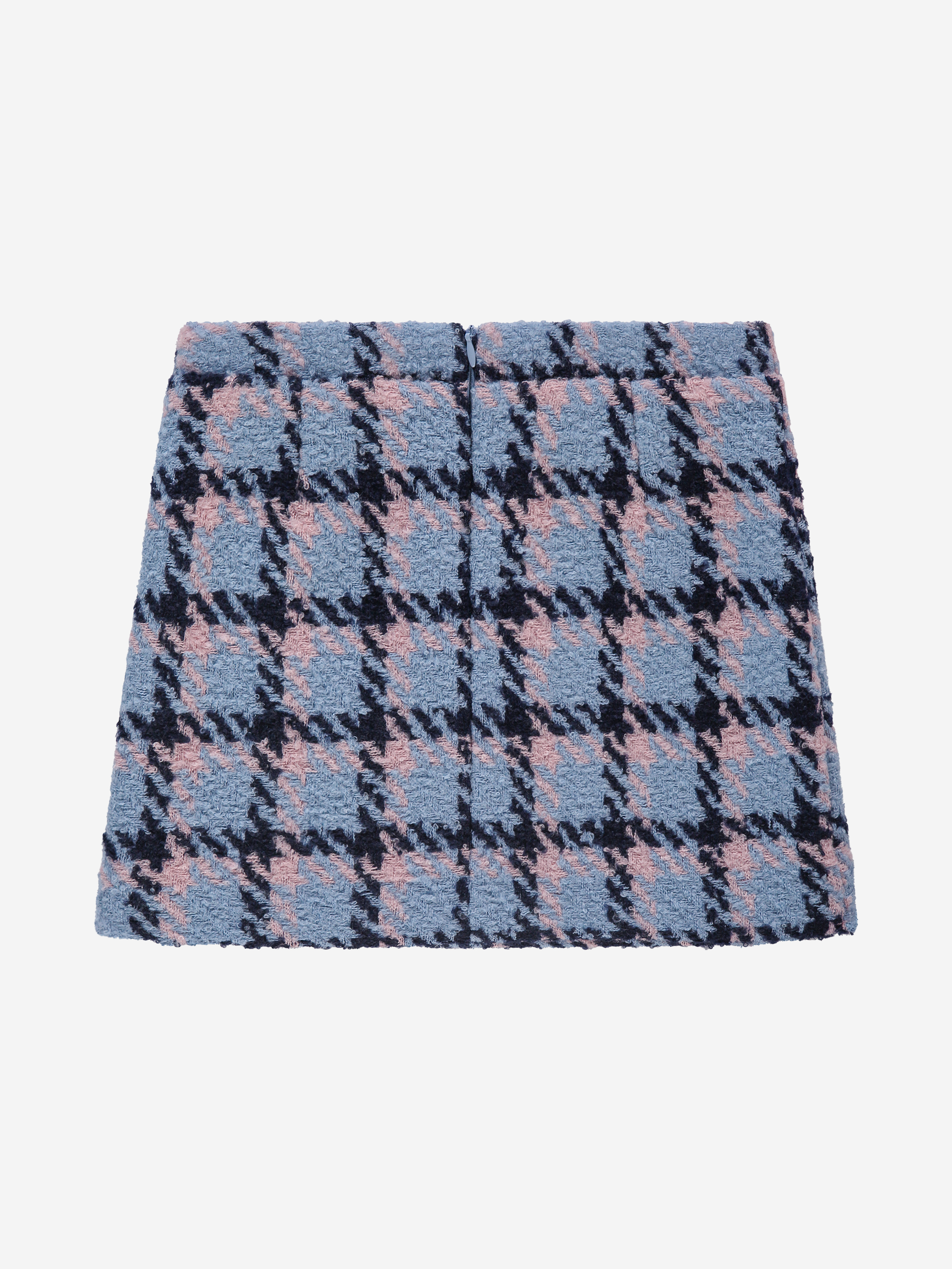 Short fitted skirt with checkered pattern