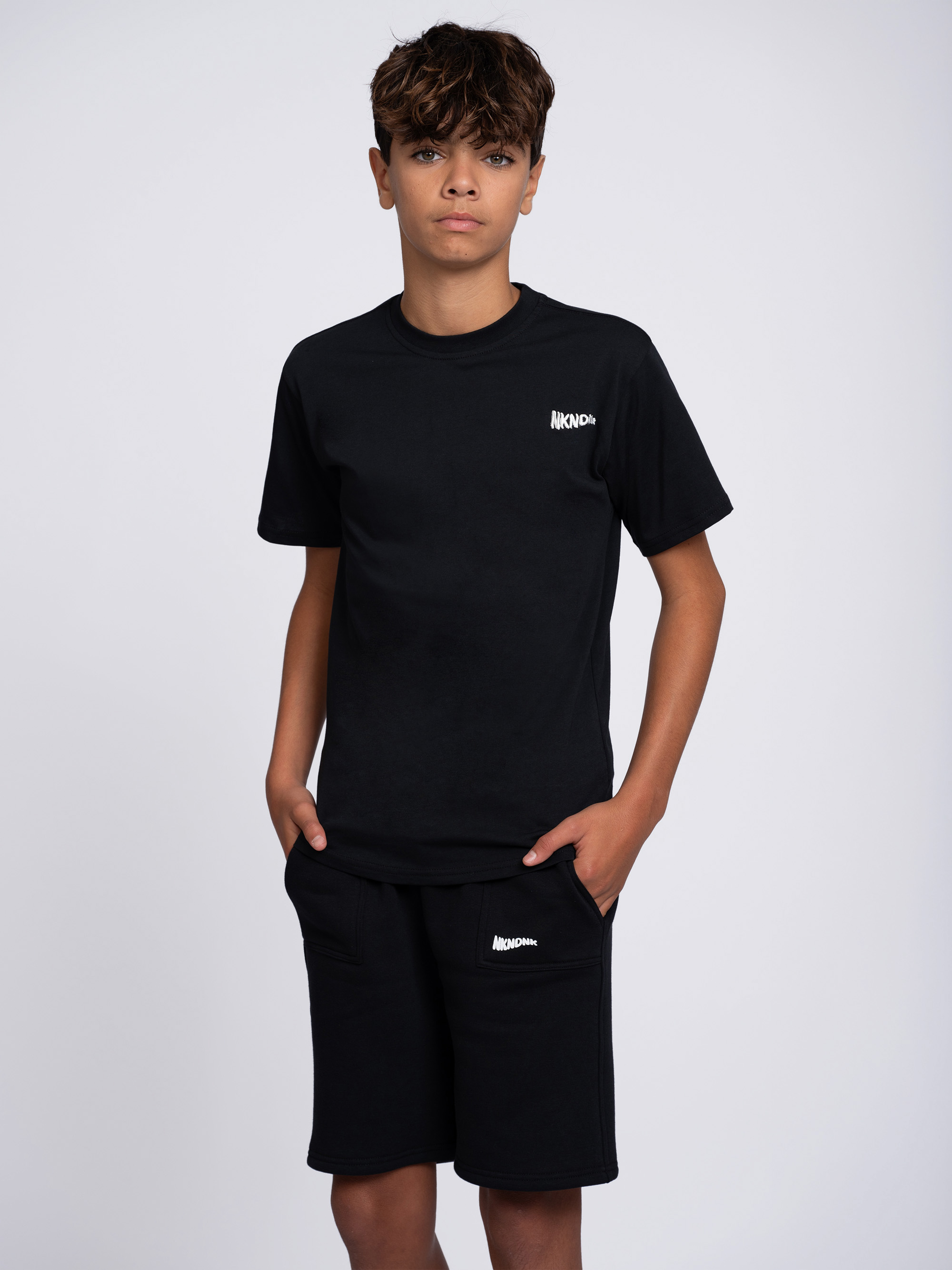Sweat shorts with elastic waistband