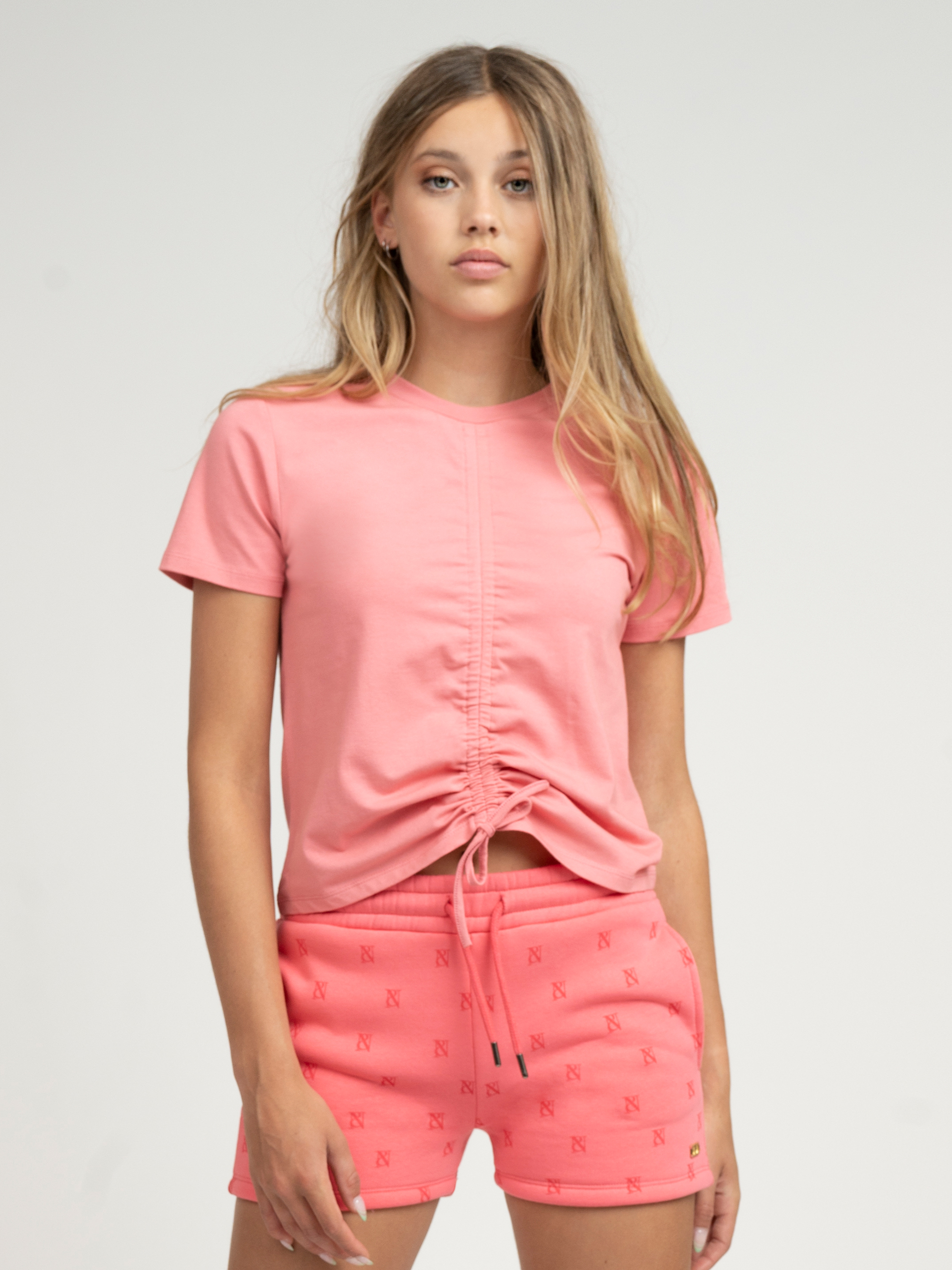 T-shirt with drawstring