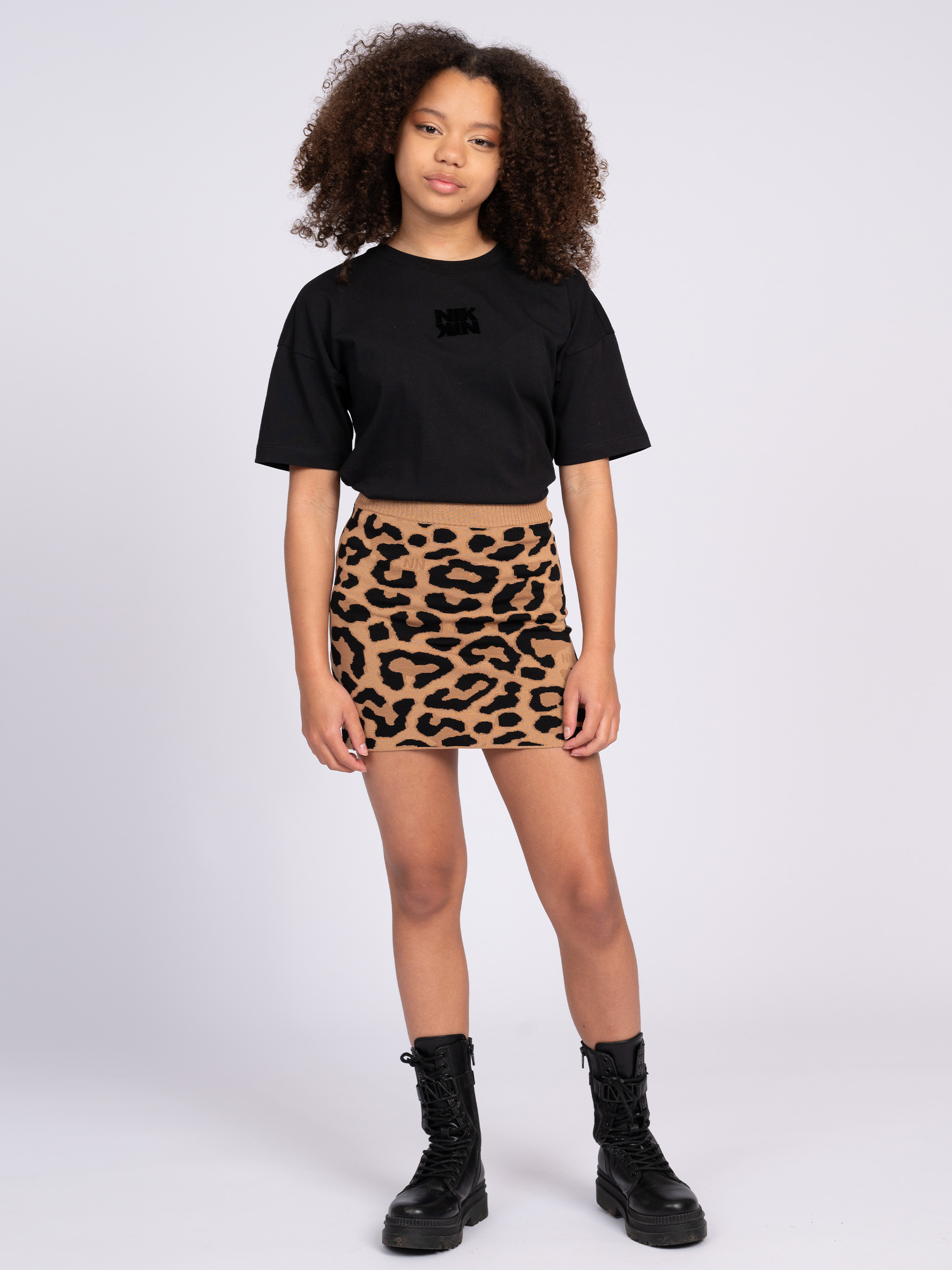 Short skirt with leopard print