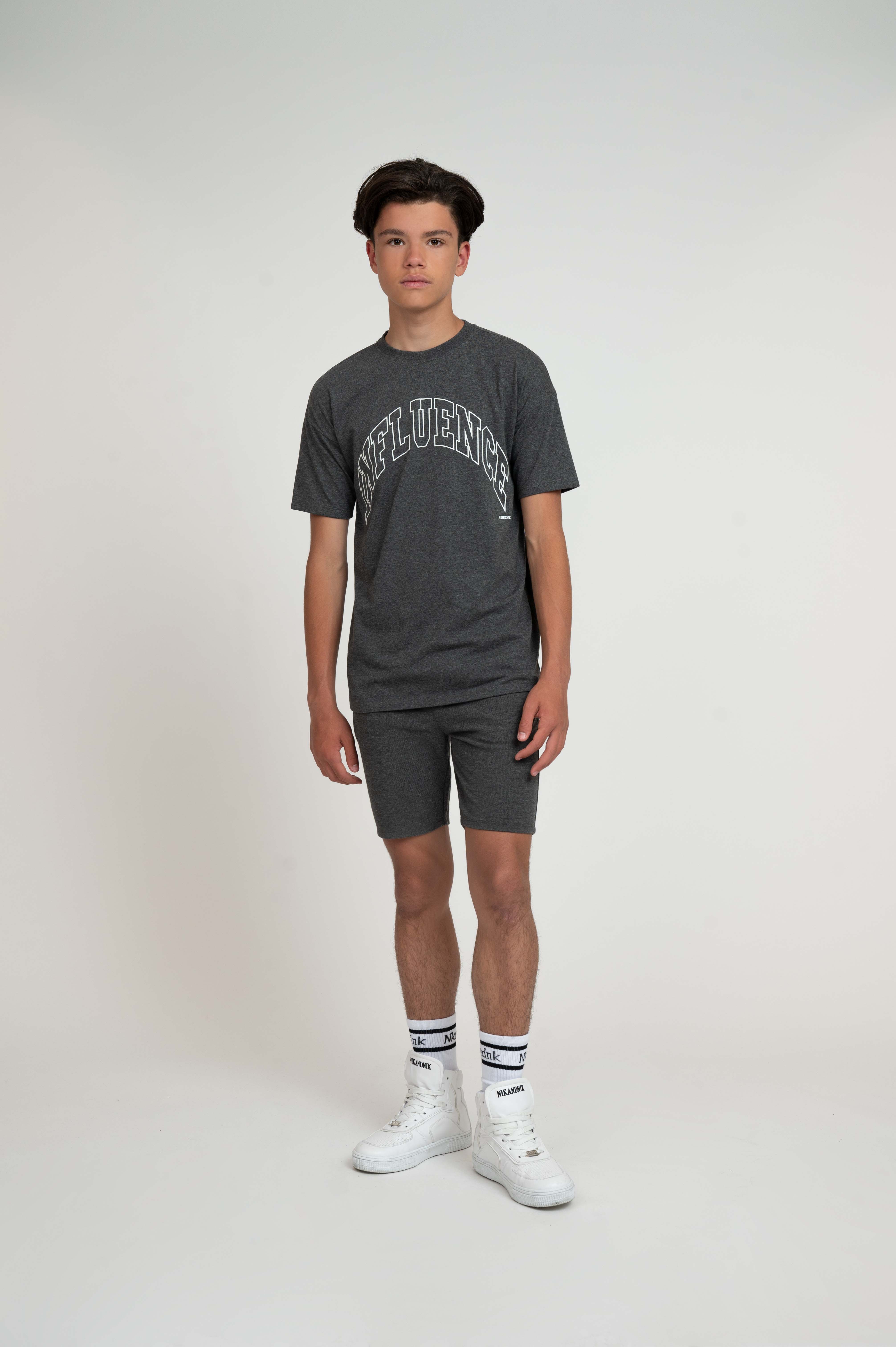 Mid rise shorts with cord