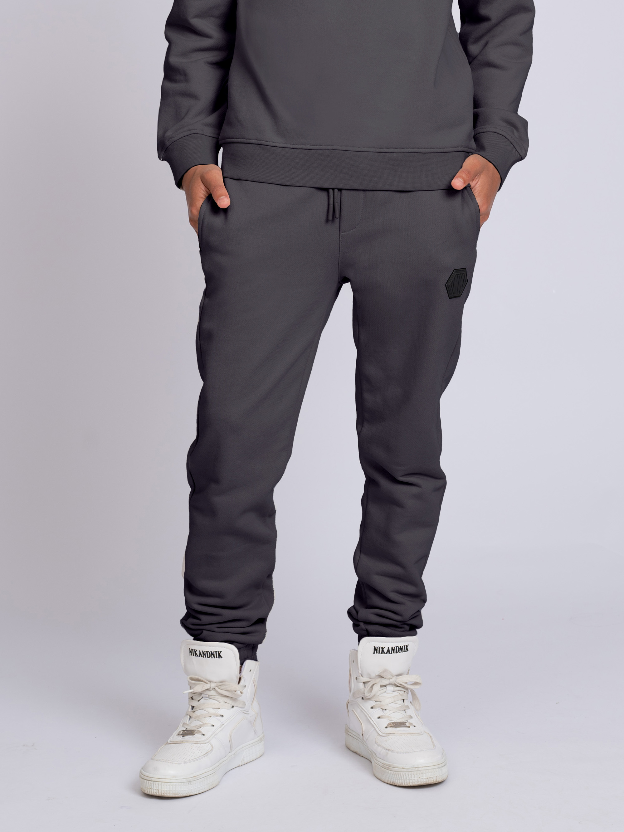 Joggingbroek met elastische tailleband en logo patch