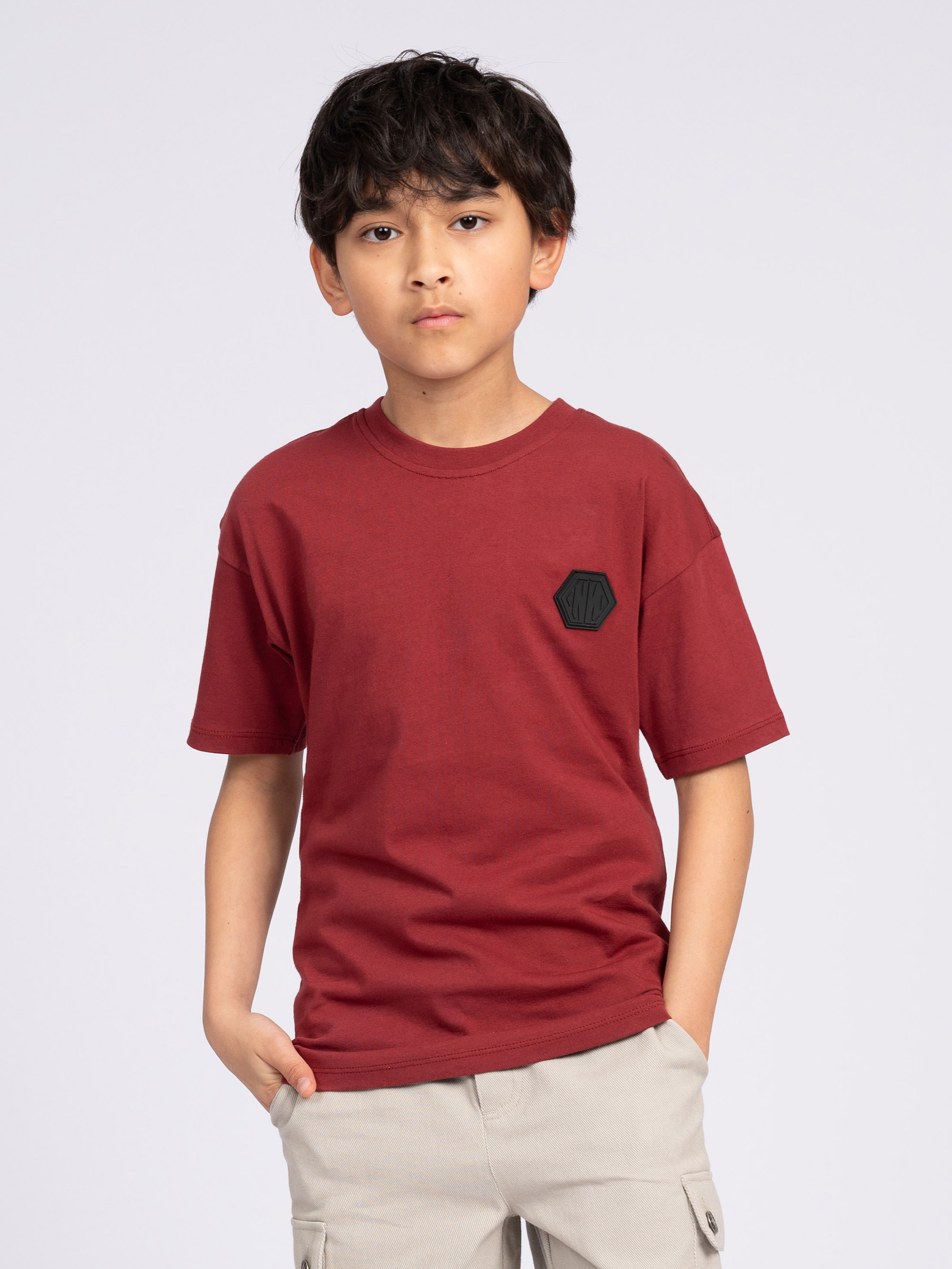 Losvallend T-shirt met N&N logo patch