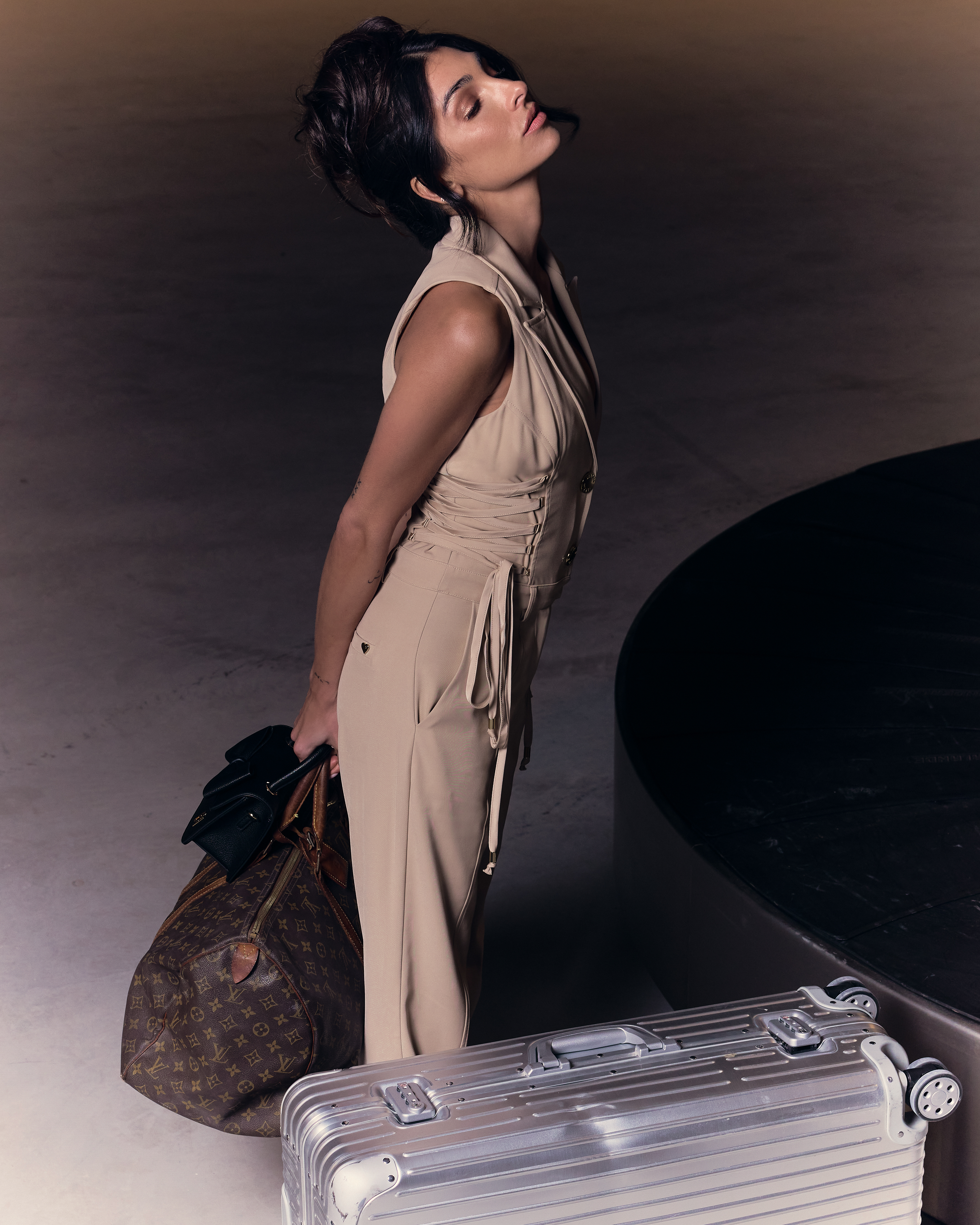Fitted jumpsuit with lace details