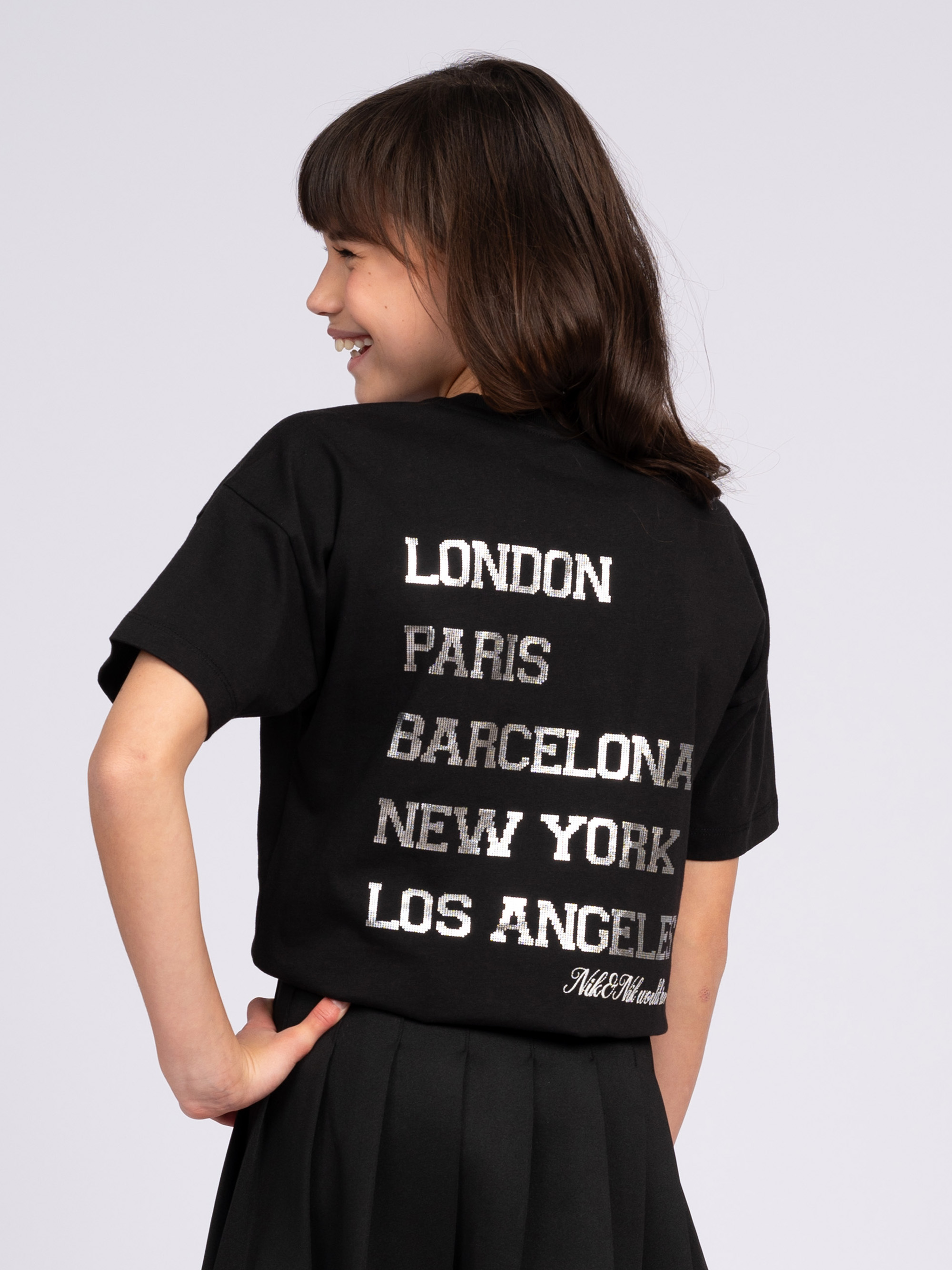 T-shirt met grafische tekst op achterkant