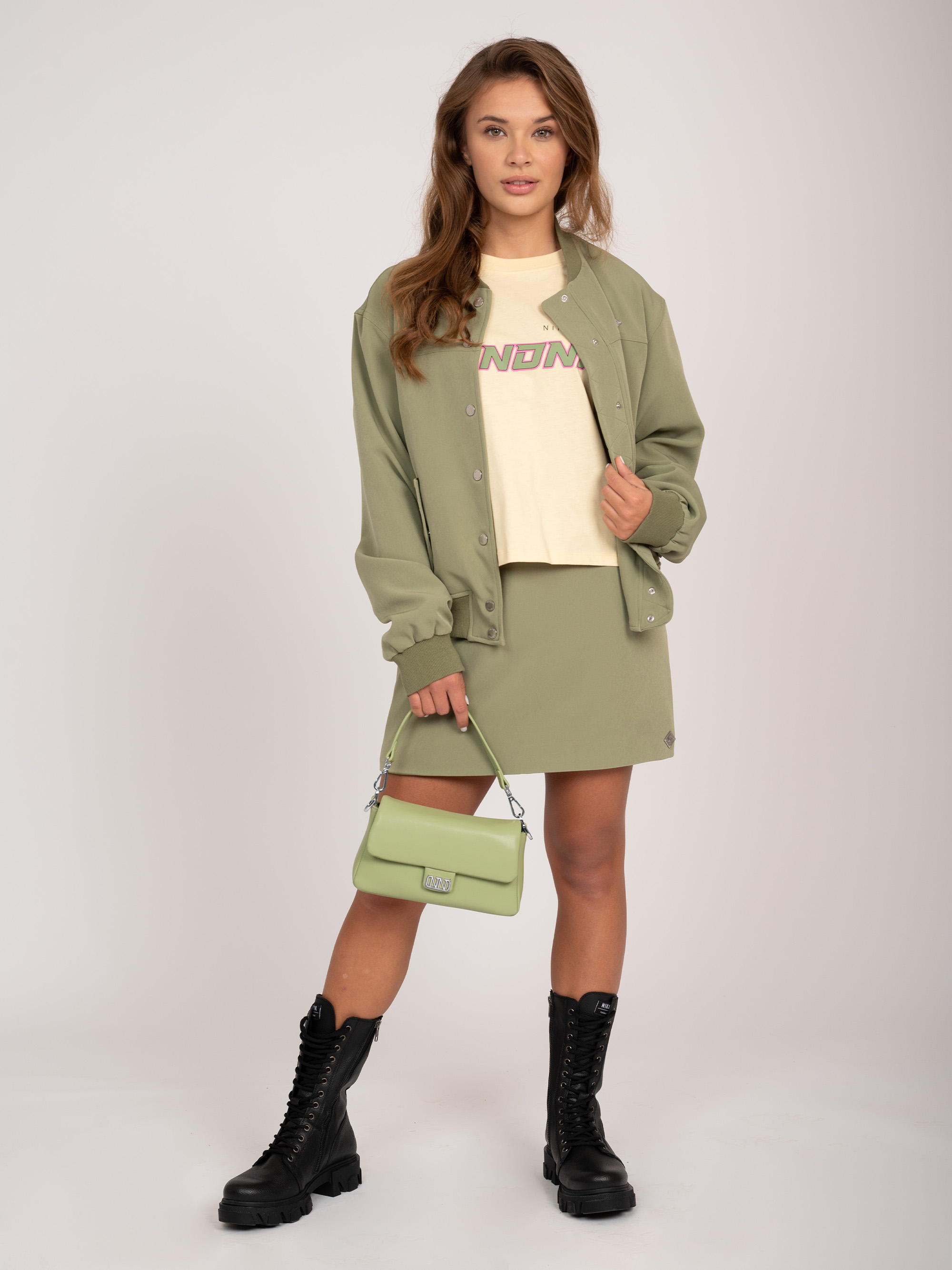 Jacket with buttons